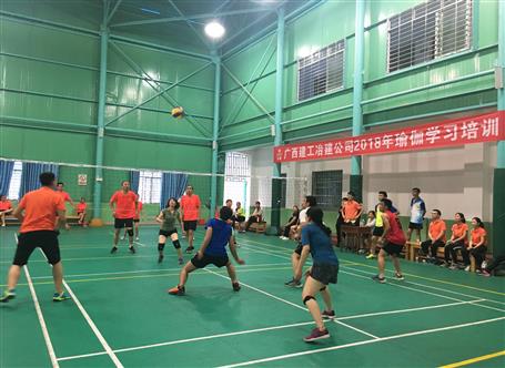 桂華氣排球隊：頑強(qiáng)拼搏，享受比賽