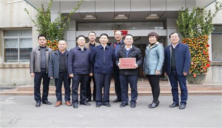 暖心！侯立林到公司送來(lái)春節(jié)慰問(wèn)