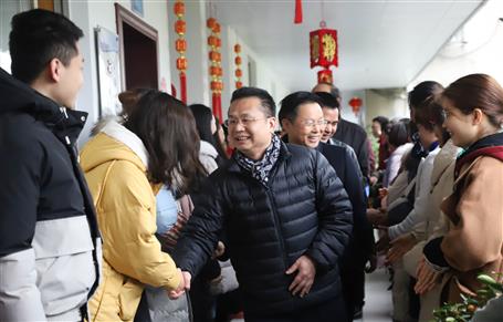 【開工大吉】新年新氣象！公司領(lǐng)導(dǎo)班子向干部職工拜年