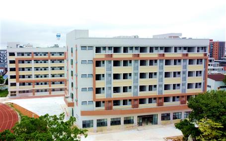 【錨定目標(biāo) 奮力沖刺】冶建桂華分公司柳州市第二十七中學(xué)項(xiàng)目順利通過竣工驗(yàn)收